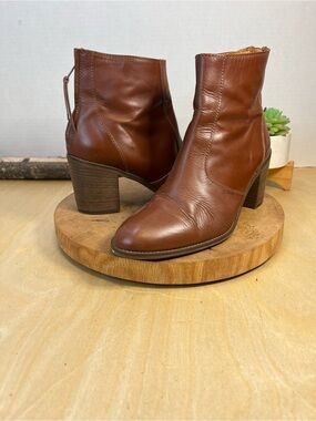 Madewell Ames Stacked Block Heel Ankle Boots Cognac Brown Leather Size 9